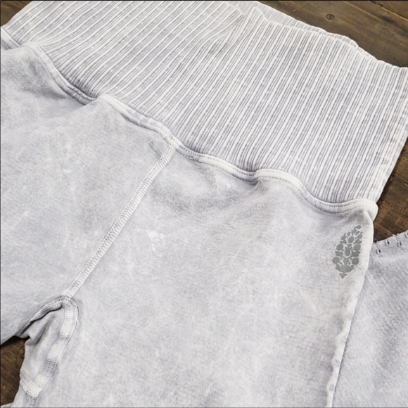 New Free People good karma bike shorts in grey - Picture 4 of 7